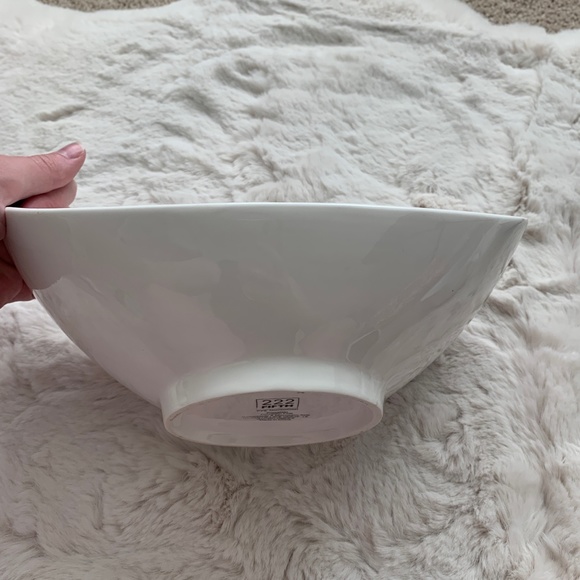 White Serving Dishes - Picture 4 of 11